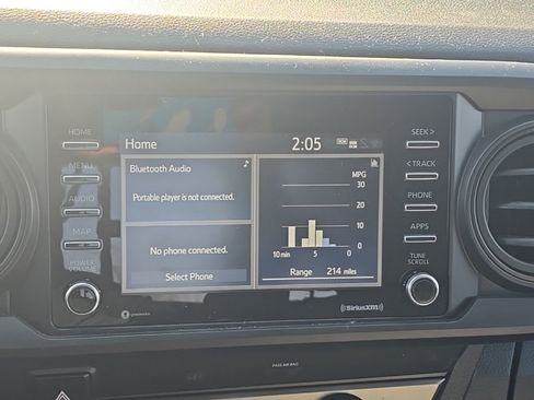 Used 2022 Toyota Tacoma SR image 11