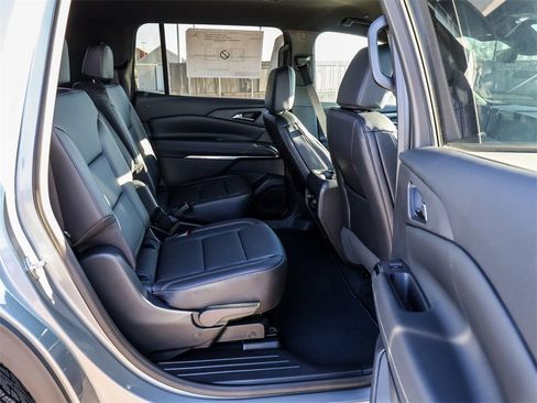 New 2026 Chevrolet Traverse LT w/ Midnight/Sport Edition image 20