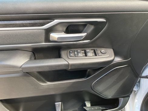 Used 2022 RAM 1500 Big Horn AWD/4WD image 11