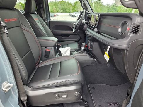 New 2026 Jeep Gladiator Rubicon w/ Steel Power Dome Hood Package image 17