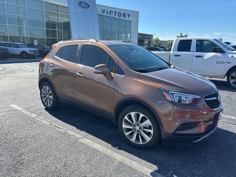 Used 2017 Buick Encore Preferred FWD image 2