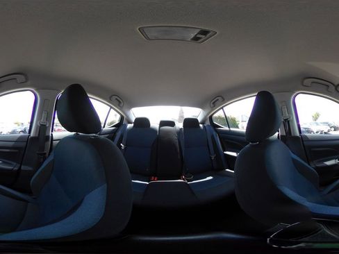 Used 2025 Nissan Versa SV FWD image 42