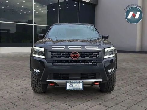 Used 2025 Nissan Frontier PRO-4X w/ Pro Convenience Package image 8