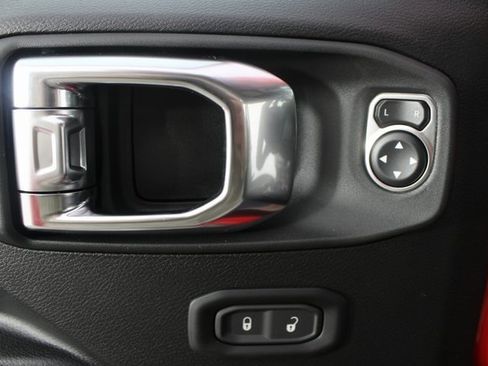 New 2026 Jeep Gladiator Willys image 14