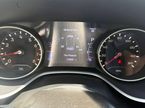 Used 2020 Jeep Compass Limited AWD/4WD image 14