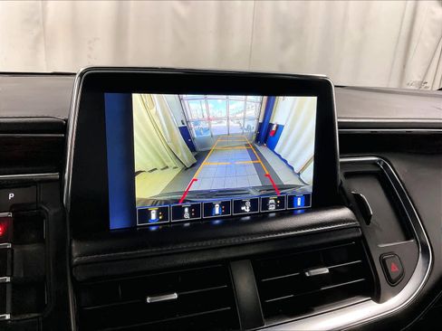 Used 2022 Chevrolet Tahoe Z71 w/ Luxury Package image 20