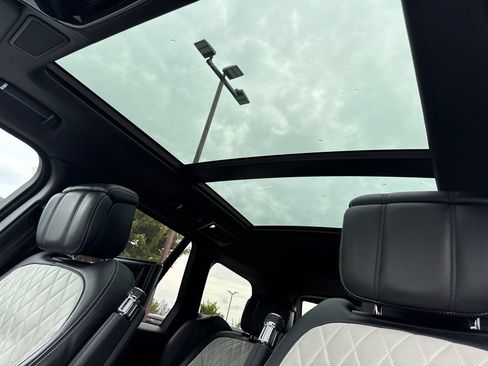 Used 2019 Land Rover Range Rover SV Autobiography Dynamic AWD/4WD image 36