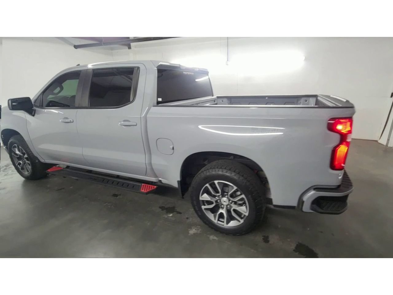 Used 2024 Chevrolet Silverado 1500 RST w/ Z71 Off-Road Package AWD/4WD image 6