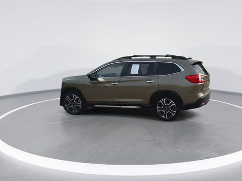 Used 2024 Subaru Ascent Touring AWD/4WD image 8