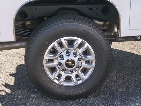 New 2026 Chevrolet Silverado 2500 W/T w/ WT Convenience Package RWD image 6
