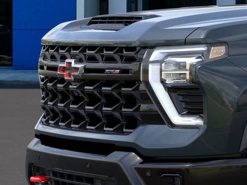 New 2026 Chevrolet Silverado 2500 ZR2 AWD/4WD image 13