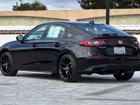 Used 2022 Honda Civic Sport image 5