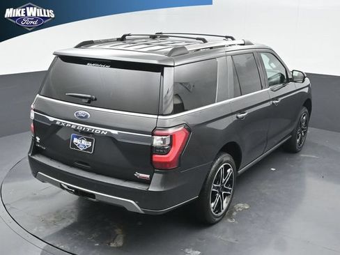 Used 2020 Ford Expedition Limited w/ Texas Edition Package AWD/4WD image 15