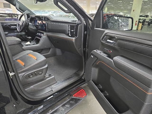 Used 2023 GMC Sierra 1500 AT4 AWD/4WD image 5
