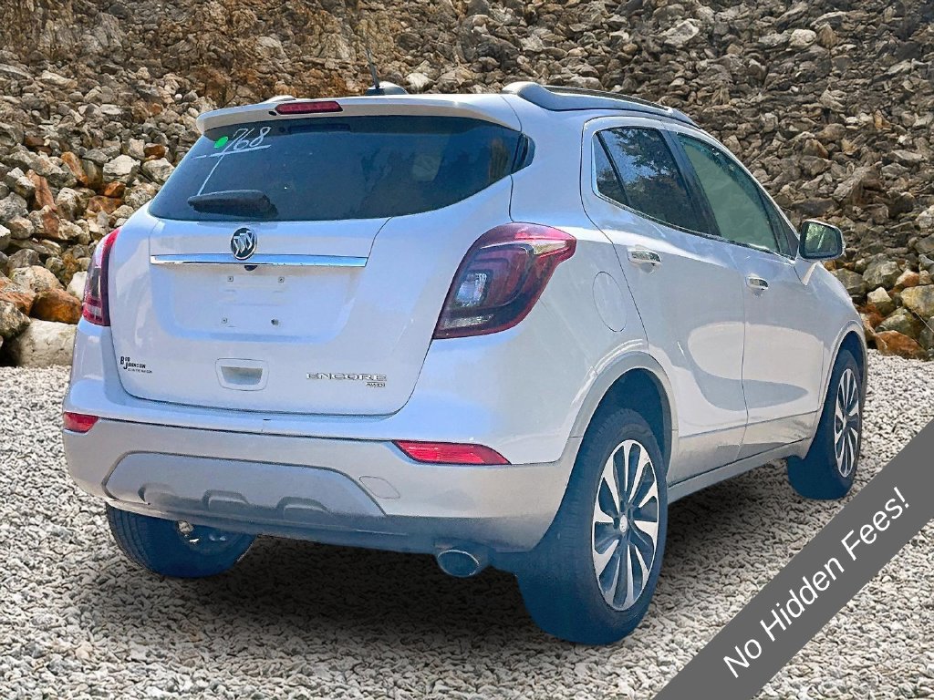Used 2019 Buick Encore Essence AWD/4WD image 2