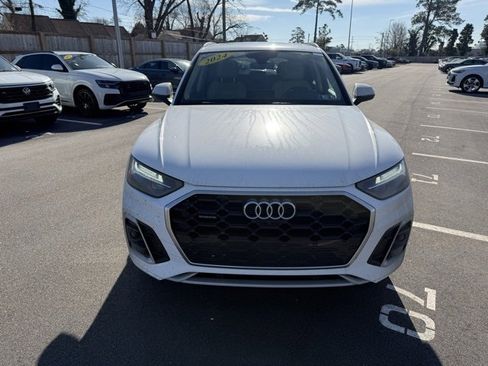 Used 2024 Audi Q5 2.0T Premium Plus w/ Premium Plus Package image 4