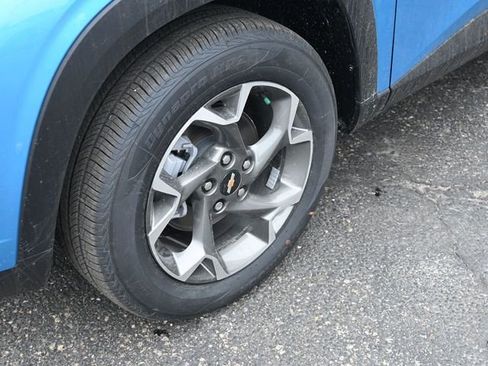 New 2026 Chevrolet Trax LT w/ Driver Confidence Package image 14