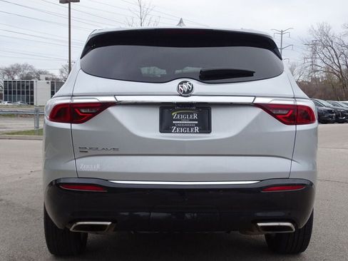 Used 2022 Buick Enclave Premium image 18