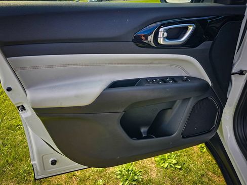 New 2026 Jeep Compass Limited AWD/4WD image 9