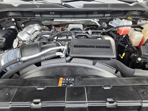 Used 2024 GMC Sierra 2500 AT4 w/ AT4 Premium Plus Package AWD/4WD image 29
