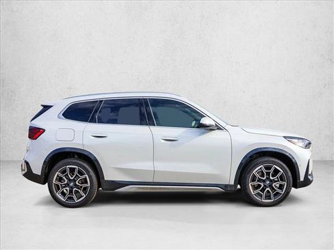 New 2026 BMW X1 xDrive28i w/ Convenience Package AWD/4WD image 4