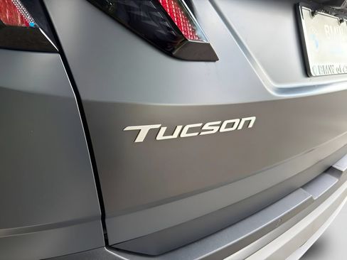 Used 2025 Hyundai Tucson Limited FWD image 27