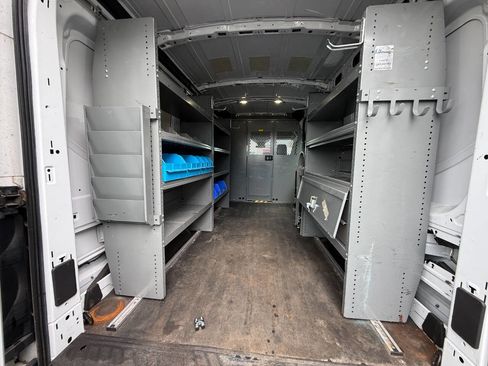 Used 2016 Ford Transit 250 148 Medium Roof RWD image 6
