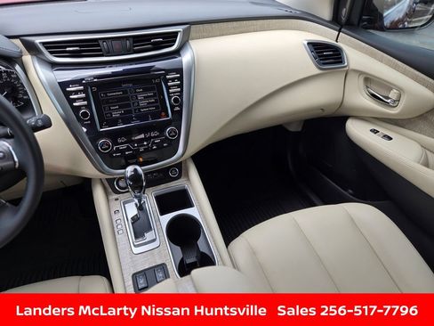 Used 2024 Nissan Murano SV FWD image 16