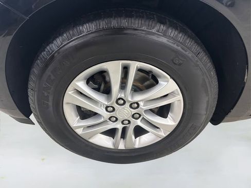 Used 2019 Buick Enclave Essence image 18