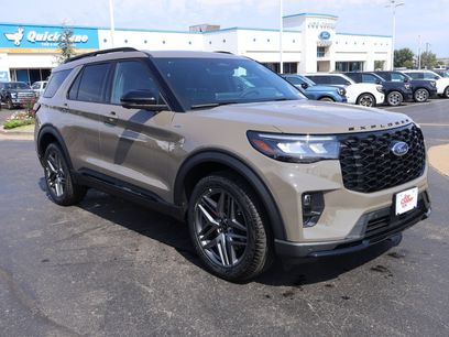 New 2026 Ford Explorer ST-Line w/ ST-Line Street Pack