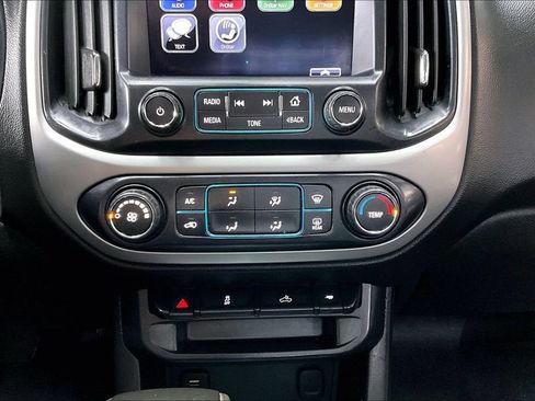Used 2015 Chevrolet Colorado LT AWD/4WD image 14