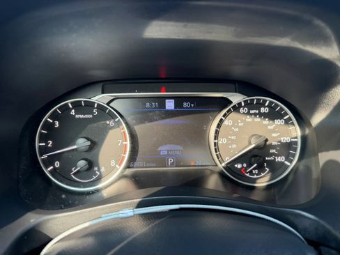 Used 2021 Nissan Altima 2.5 SL FWD image 10