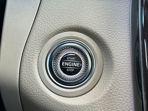 Certified 2022 Mercedes-Benz GLC 300 image 23