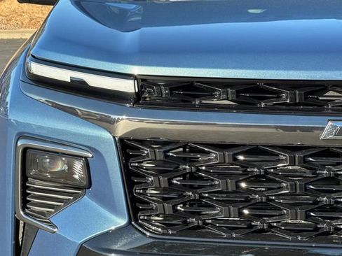 Used 2024 Chevrolet Traverse Z71 w/ LPO, Cargo Package AWD/4WD image 48