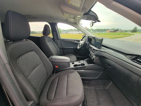 Used 2023 Ford Escape Active w/ Tech Pack #2 AWD/4WD image 34