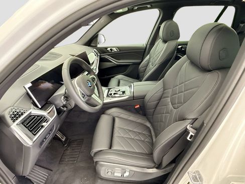 New 2026 BMW X5 sDrive40i w/ M Sport Package RWD image 18