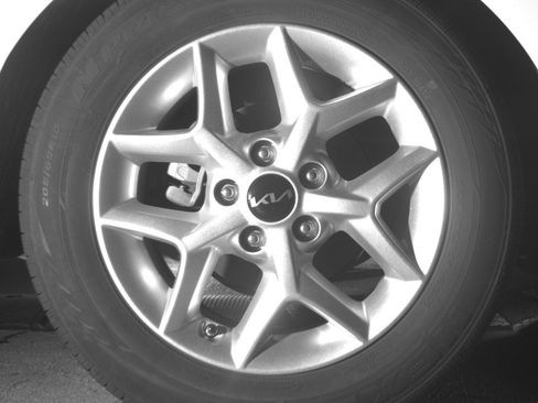 Used 2025 Kia Soul LX w/ LX Technology Package FWD image 15