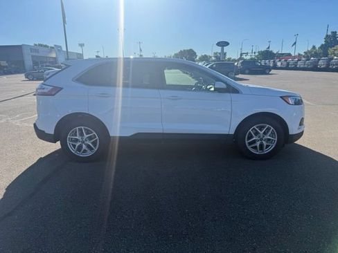 Used 2022 Ford Edge SEL w/ Convenience Package AWD/4WD image 10