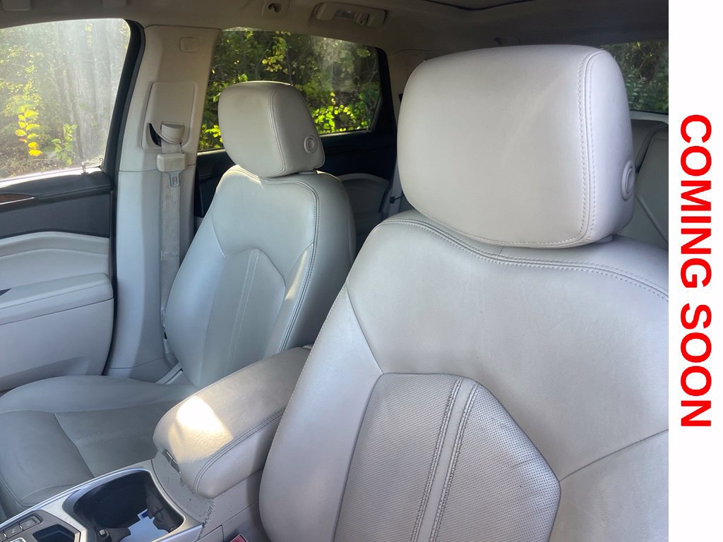 Used 2012 Cadillac SRX Luxury FWD image 12
