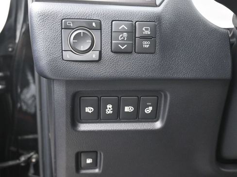 Used 2023 Lexus GX 460 w/ Black Line Special Edition AWD/4WD image 16