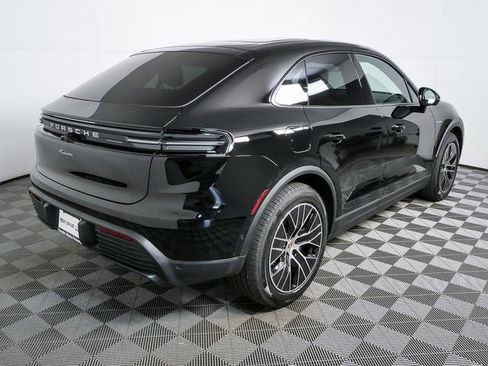New 2026 Porsche Macan Electric image 28