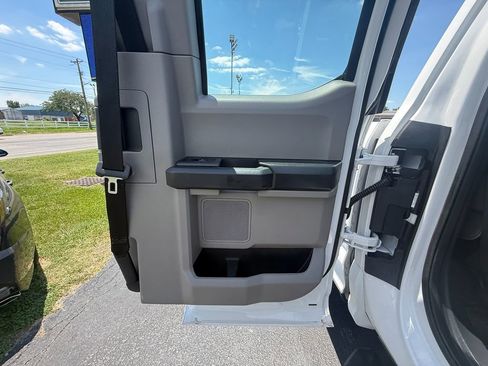 Used 2022 Ford F350 XL w/ Power Equipment Group AWD/4WD image 20