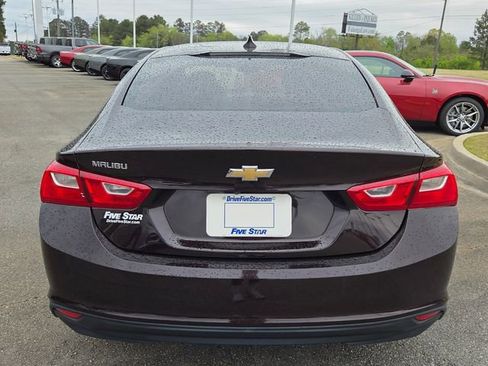 Used 2021 Chevrolet Malibu LS image 11