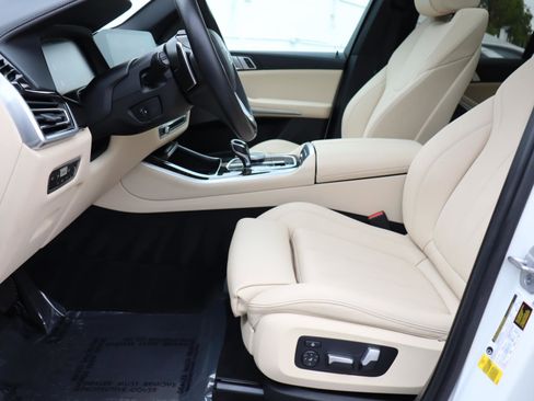 Used 2021 BMW X5 sDrive40i w/ Premium Package image 17