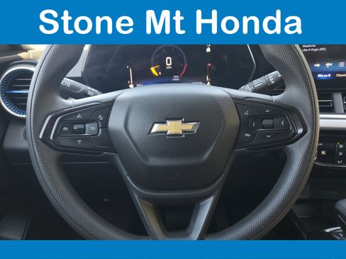 Used 2024 Chevrolet Trax LT image 22