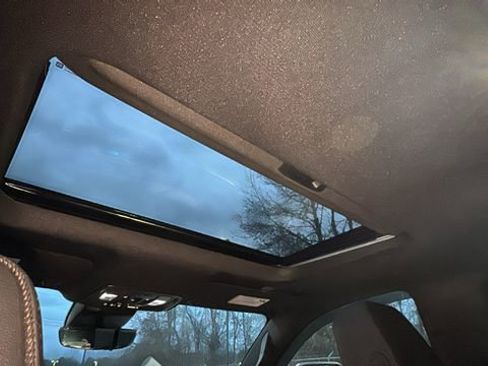 Used 2024 Chevrolet Silverado 2500 High Country w/ High Country Premium Package image 10