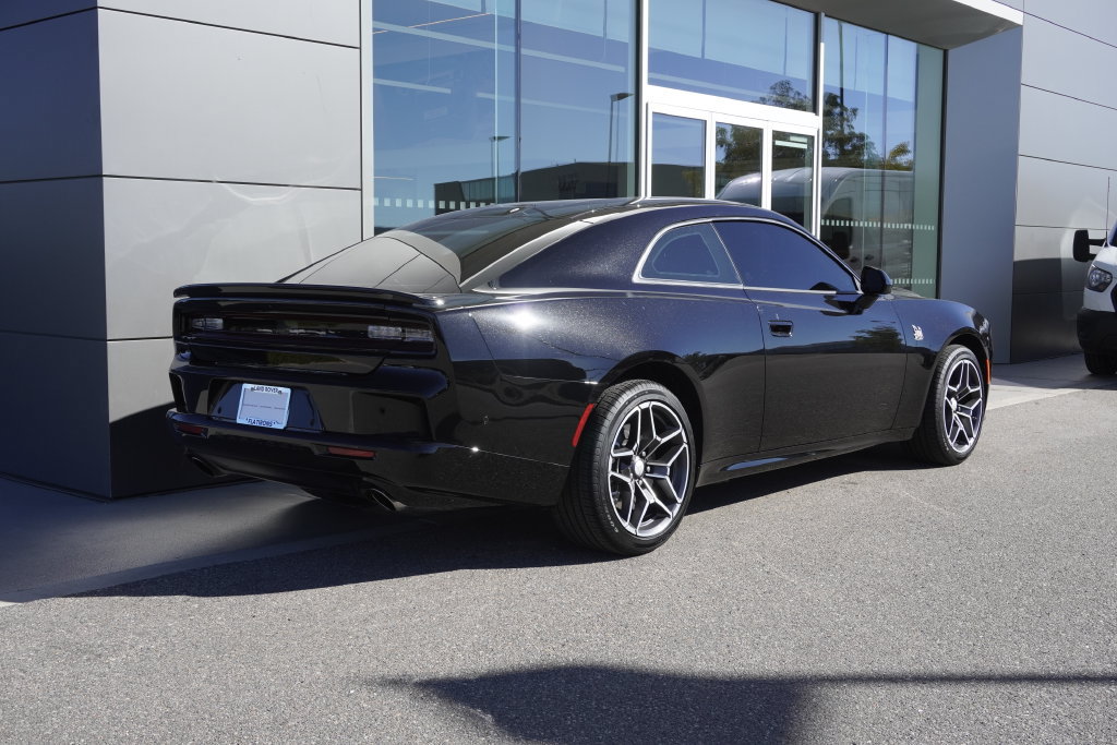 Used 2026 Dodge Charger Scat Pack AWD/4WD image 4