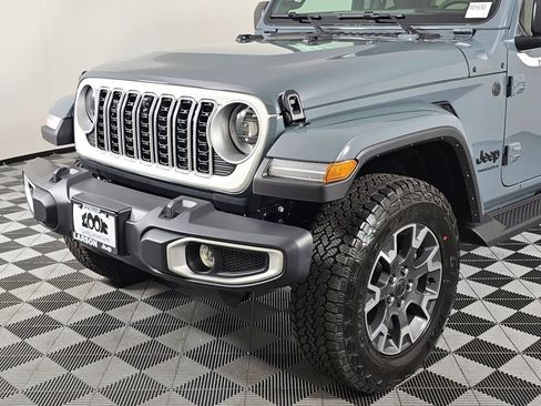 New 2026 Jeep Wrangler Unlimited Sahara w/ Whitecap Package AWD/4WD image 11