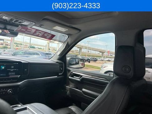 Used 2022 Chevrolet Silverado 1500 LTZ w/ LTZ Premium Package AWD/4WD image 36