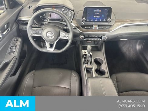 Used 2025 Nissan Altima 2.5 SV FWD image 26
